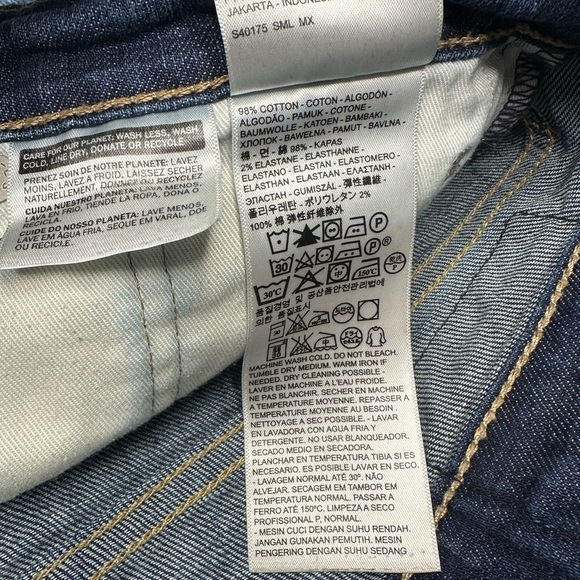 Levi's 511 Cut-off Denim Shorts - Picture 6 of 7